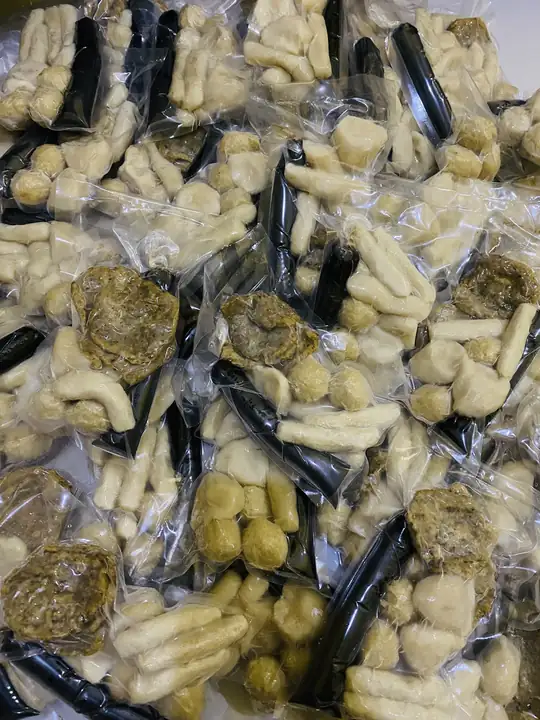 Produk dari supplier tiyasyuriana — Seafood & Daging
